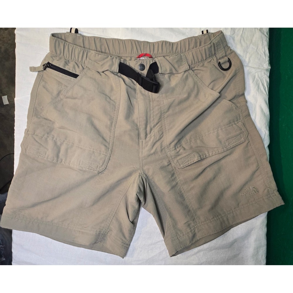 The North Face Class V Belted Cargo Shorts Medium Khaki Integrated Belt Built-in